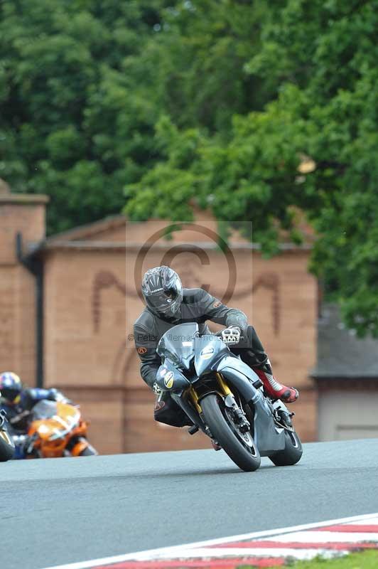 Motorcycle action photographs;Trackday digital images;event digital images;eventdigitalimages;no limits trackday;oulton park;oulton park circuit cheshire;oulton park photographs;peter wileman photography;trackday;trackday photos