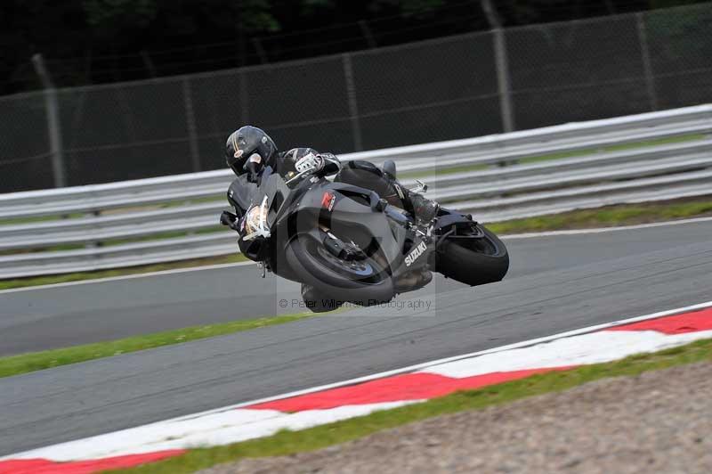 Motorcycle action photographs;Trackday digital images;event digital images;eventdigitalimages;no limits trackday;oulton park;oulton park circuit cheshire;oulton park photographs;peter wileman photography;trackday;trackday photos