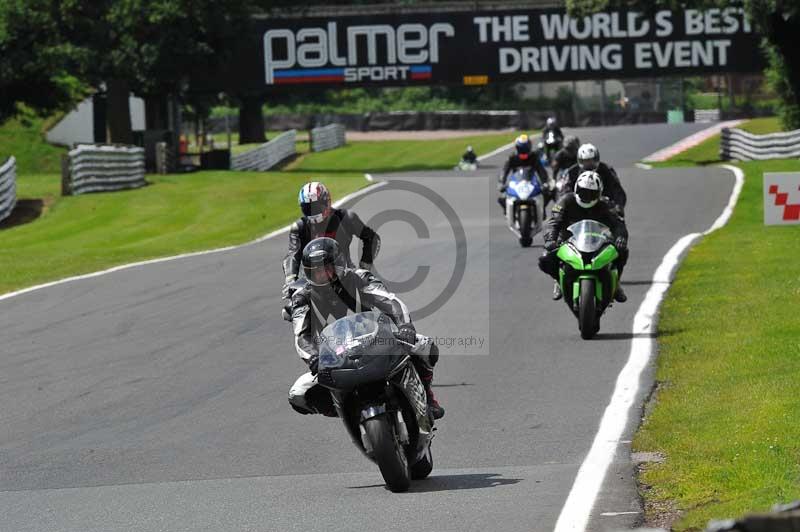 Motorcycle action photographs;Trackday digital images;event digital images;eventdigitalimages;no limits trackday;oulton park;oulton park circuit cheshire;oulton park photographs;peter wileman photography;trackday;trackday photos