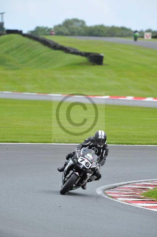 Motorcycle action photographs;Trackday digital images;event digital images;eventdigitalimages;no limits trackday;oulton park;oulton park circuit cheshire;oulton park photographs;peter wileman photography;trackday;trackday photos