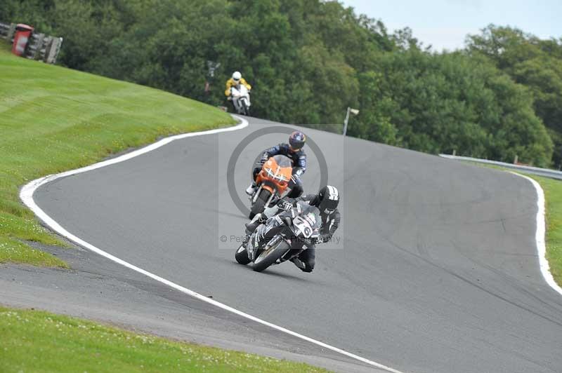 Motorcycle action photographs;Trackday digital images;event digital images;eventdigitalimages;no limits trackday;oulton park;oulton park circuit cheshire;oulton park photographs;peter wileman photography;trackday;trackday photos