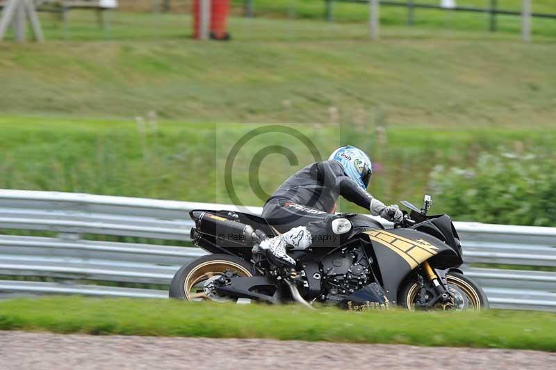 Motorcycle action photographs;Trackday digital images;event digital images;eventdigitalimages;no limits trackday;oulton park;oulton park circuit cheshire;oulton park photographs;peter wileman photography;trackday;trackday photos