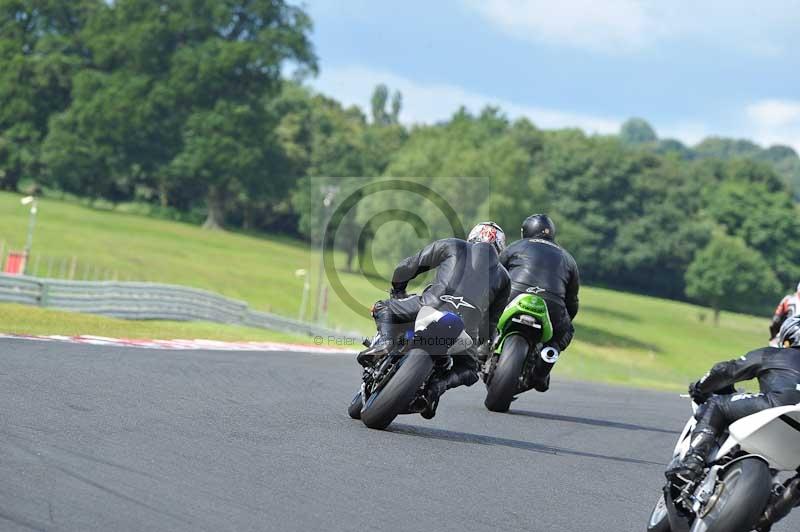 Motorcycle action photographs;Trackday digital images;event digital images;eventdigitalimages;no limits trackday;oulton park;oulton park circuit cheshire;oulton park photographs;peter wileman photography;trackday;trackday photos