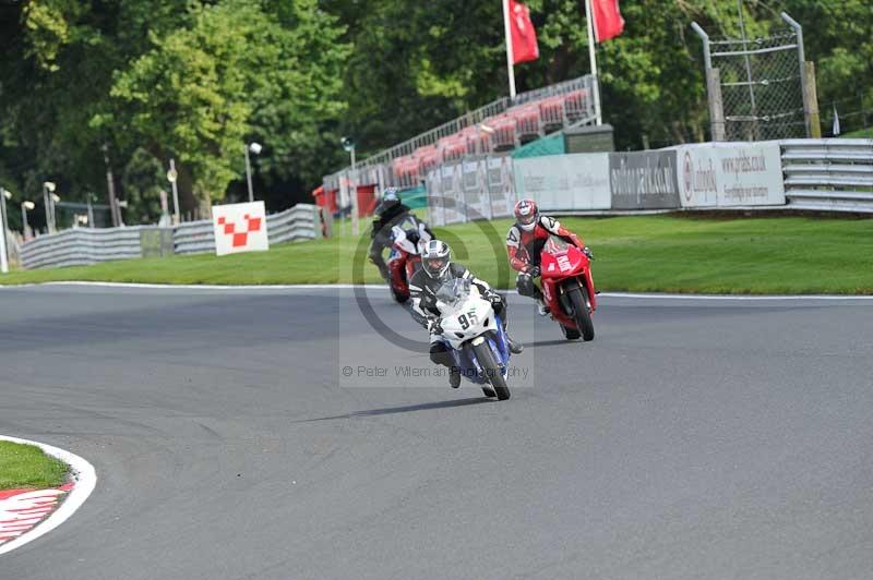 Motorcycle action photographs;Trackday digital images;event digital images;eventdigitalimages;no limits trackday;oulton park;oulton park circuit cheshire;oulton park photographs;peter wileman photography;trackday;trackday photos