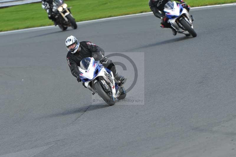 Motorcycle action photographs;Trackday digital images;event digital images;eventdigitalimages;no limits trackday;oulton park;oulton park circuit cheshire;oulton park photographs;peter wileman photography;trackday;trackday photos