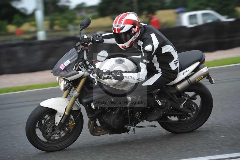 Motorcycle action photographs;Trackday digital images;event digital images;eventdigitalimages;no limits trackday;oulton park;oulton park circuit cheshire;oulton park photographs;peter wileman photography;trackday;trackday photos