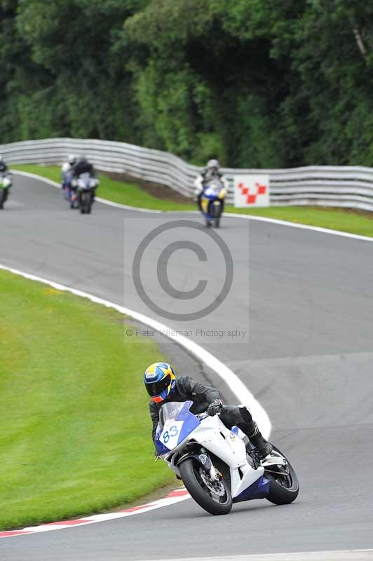Motorcycle action photographs;Trackday digital images;event digital images;eventdigitalimages;no limits trackday;oulton park;oulton park circuit cheshire;oulton park photographs;peter wileman photography;trackday;trackday photos
