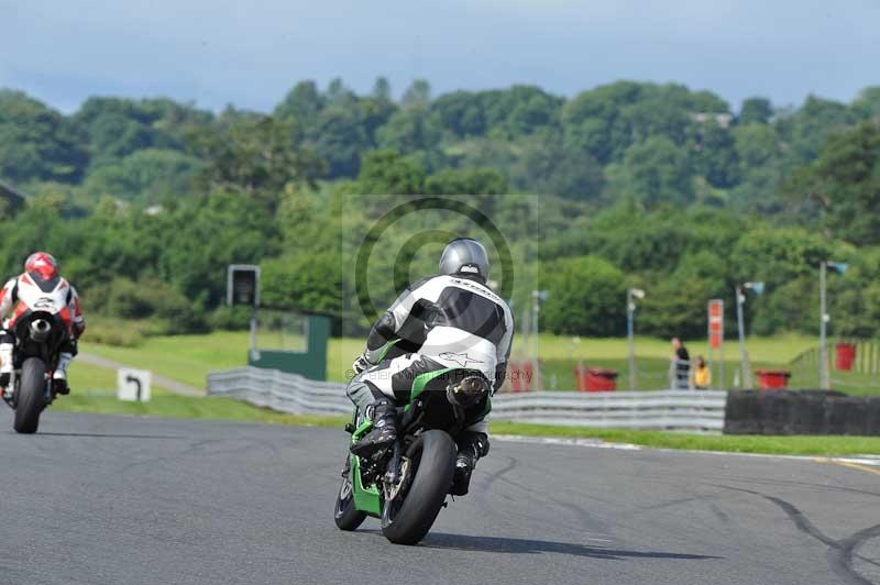 Motorcycle action photographs;Trackday digital images;event digital images;eventdigitalimages;no limits trackday;oulton park;oulton park circuit cheshire;oulton park photographs;peter wileman photography;trackday;trackday photos