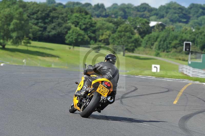 Motorcycle action photographs;Trackday digital images;event digital images;eventdigitalimages;no limits trackday;oulton park;oulton park circuit cheshire;oulton park photographs;peter wileman photography;trackday;trackday photos