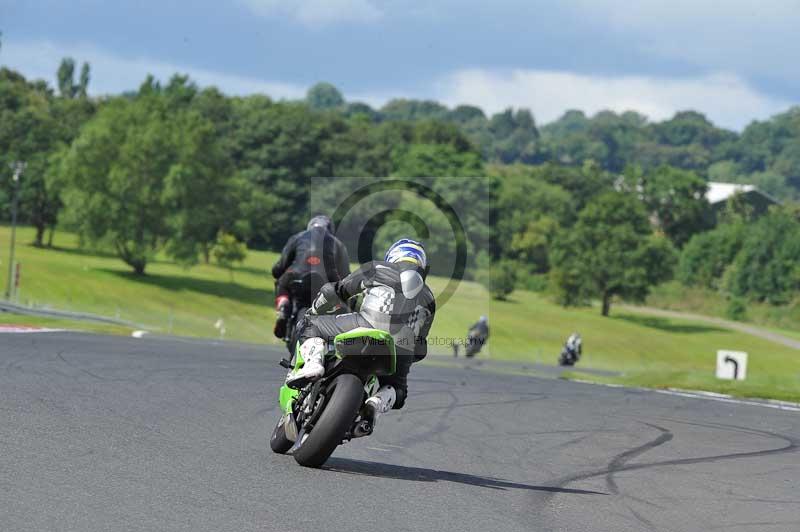 Motorcycle action photographs;Trackday digital images;event digital images;eventdigitalimages;no limits trackday;oulton park;oulton park circuit cheshire;oulton park photographs;peter wileman photography;trackday;trackday photos