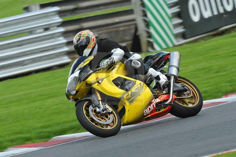 Motorcycle action photographs;Trackday digital images;event digital images;eventdigitalimages;no limits trackday;oulton park;oulton park circuit cheshire;oulton park photographs;peter wileman photography;trackday;trackday photos