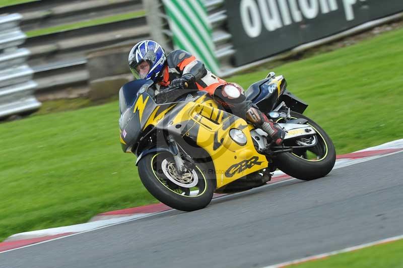 Motorcycle action photographs;Trackday digital images;event digital images;eventdigitalimages;no limits trackday;oulton park;oulton park circuit cheshire;oulton park photographs;peter wileman photography;trackday;trackday photos