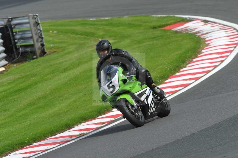 Motorcycle action photographs;Trackday digital images;event digital images;eventdigitalimages;no limits trackday;oulton park;oulton park circuit cheshire;oulton park photographs;peter wileman photography;trackday;trackday photos