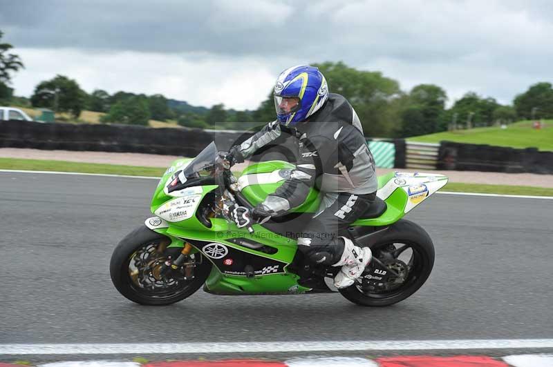 Motorcycle action photographs;Trackday digital images;event digital images;eventdigitalimages;no limits trackday;oulton park;oulton park circuit cheshire;oulton park photographs;peter wileman photography;trackday;trackday photos