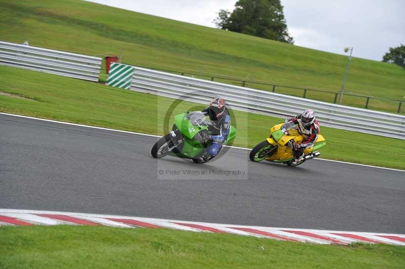 Motorcycle action photographs;Trackday digital images;event digital images;eventdigitalimages;no limits trackday;oulton park;oulton park circuit cheshire;oulton park photographs;peter wileman photography;trackday;trackday photos
