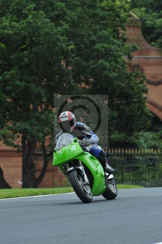 Motorcycle action photographs;Trackday digital images;event digital images;eventdigitalimages;no limits trackday;oulton park;oulton park circuit cheshire;oulton park photographs;peter wileman photography;trackday;trackday photos