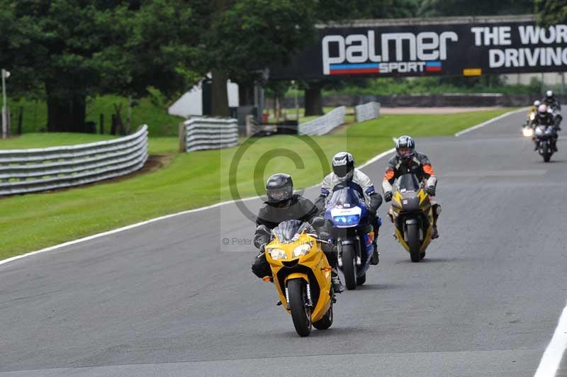 Motorcycle action photographs;Trackday digital images;event digital images;eventdigitalimages;no limits trackday;oulton park;oulton park circuit cheshire;oulton park photographs;peter wileman photography;trackday;trackday photos