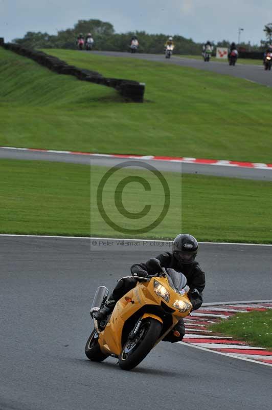Motorcycle action photographs;Trackday digital images;event digital images;eventdigitalimages;no limits trackday;oulton park;oulton park circuit cheshire;oulton park photographs;peter wileman photography;trackday;trackday photos
