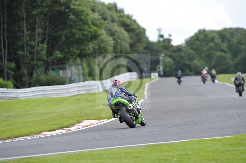 Motorcycle action photographs;Trackday digital images;event digital images;eventdigitalimages;no limits trackday;oulton park;oulton park circuit cheshire;oulton park photographs;peter wileman photography;trackday;trackday photos