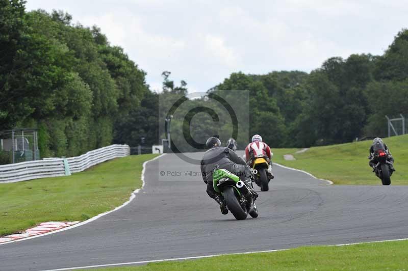 Motorcycle action photographs;Trackday digital images;event digital images;eventdigitalimages;no limits trackday;oulton park;oulton park circuit cheshire;oulton park photographs;peter wileman photography;trackday;trackday photos