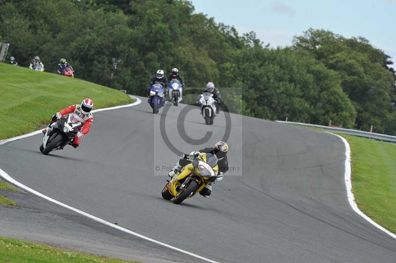 Motorcycle action photographs;Trackday digital images;event digital images;eventdigitalimages;no limits trackday;oulton park;oulton park circuit cheshire;oulton park photographs;peter wileman photography;trackday;trackday photos