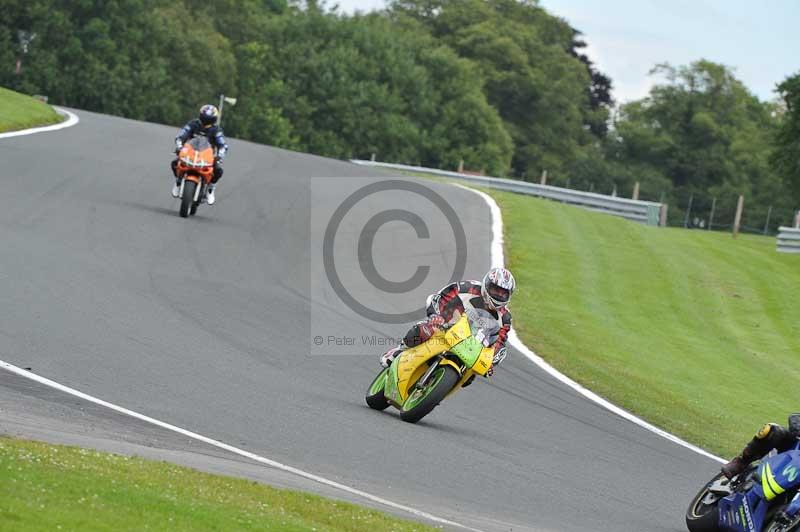 Motorcycle action photographs;Trackday digital images;event digital images;eventdigitalimages;no limits trackday;oulton park;oulton park circuit cheshire;oulton park photographs;peter wileman photography;trackday;trackday photos