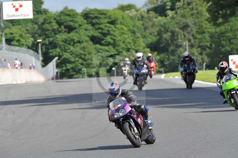 Motorcycle action photographs;Trackday digital images;event digital images;eventdigitalimages;no limits trackday;oulton park;oulton park circuit cheshire;oulton park photographs;peter wileman photography;trackday;trackday photos