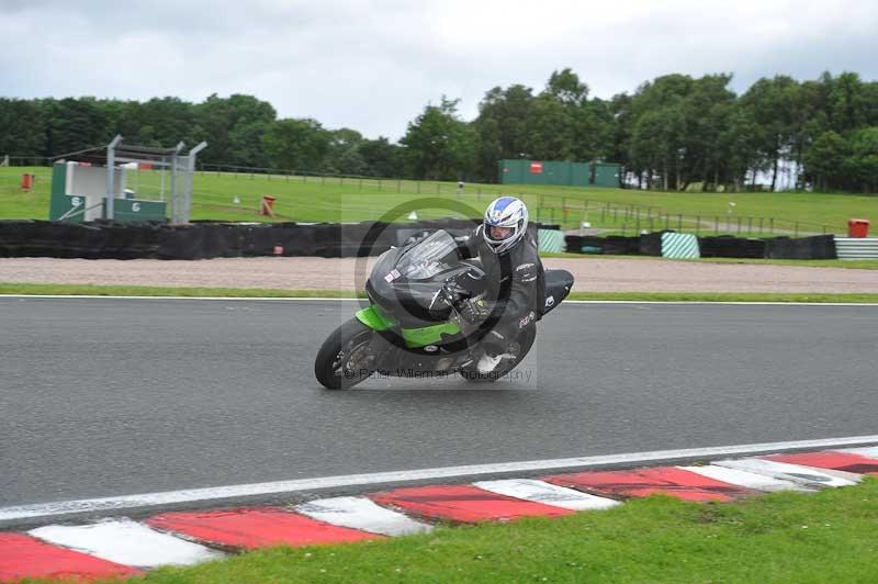 Motorcycle action photographs;Trackday digital images;event digital images;eventdigitalimages;no limits trackday;oulton park;oulton park circuit cheshire;oulton park photographs;peter wileman photography;trackday;trackday photos