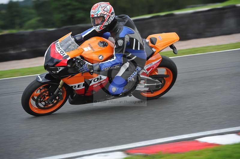 Motorcycle action photographs;Trackday digital images;event digital images;eventdigitalimages;no limits trackday;oulton park;oulton park circuit cheshire;oulton park photographs;peter wileman photography;trackday;trackday photos