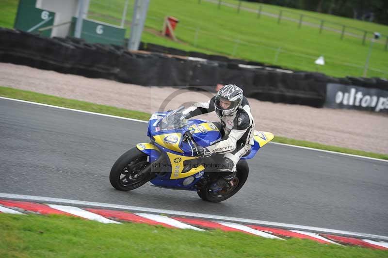 Motorcycle action photographs;Trackday digital images;event digital images;eventdigitalimages;no limits trackday;oulton park;oulton park circuit cheshire;oulton park photographs;peter wileman photography;trackday;trackday photos