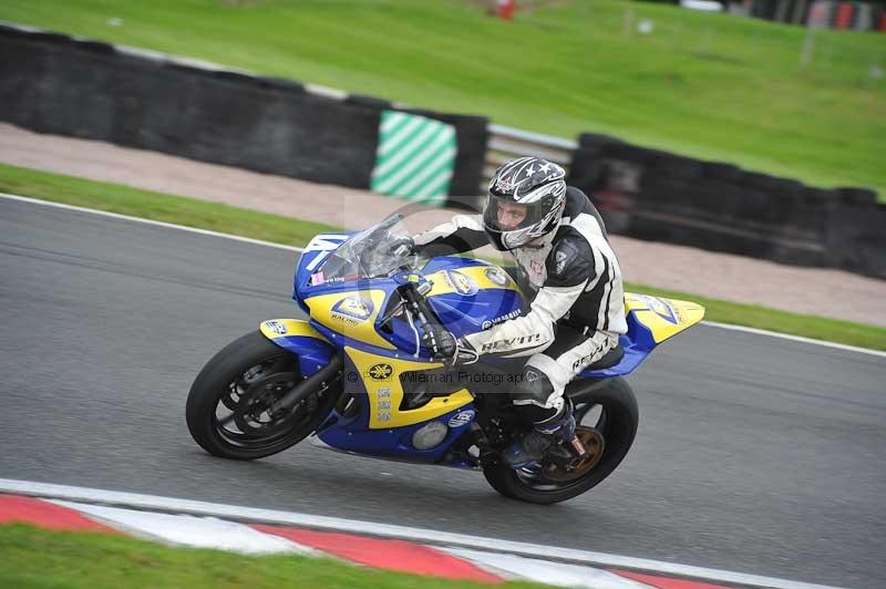Motorcycle action photographs;Trackday digital images;event digital images;eventdigitalimages;no limits trackday;oulton park;oulton park circuit cheshire;oulton park photographs;peter wileman photography;trackday;trackday photos