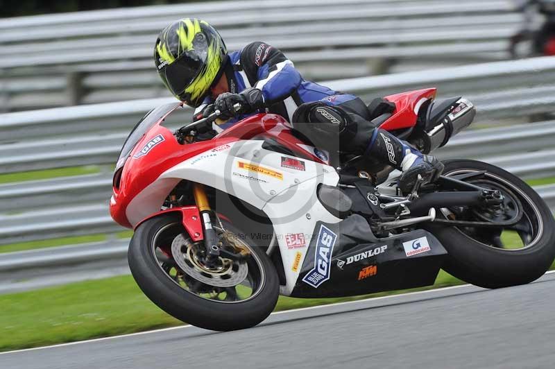 Motorcycle action photographs;Trackday digital images;event digital images;eventdigitalimages;no limits trackday;oulton park;oulton park circuit cheshire;oulton park photographs;peter wileman photography;trackday;trackday photos