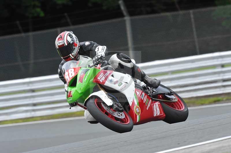 Motorcycle action photographs;Trackday digital images;event digital images;eventdigitalimages;no limits trackday;oulton park;oulton park circuit cheshire;oulton park photographs;peter wileman photography;trackday;trackday photos