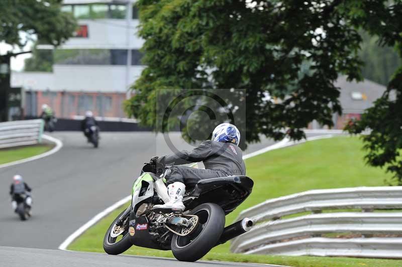 Motorcycle action photographs;Trackday digital images;event digital images;eventdigitalimages;no limits trackday;oulton park;oulton park circuit cheshire;oulton park photographs;peter wileman photography;trackday;trackday photos