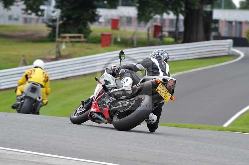 Motorcycle action photographs;Trackday digital images;event digital images;eventdigitalimages;no limits trackday;oulton park;oulton park circuit cheshire;oulton park photographs;peter wileman photography;trackday;trackday photos