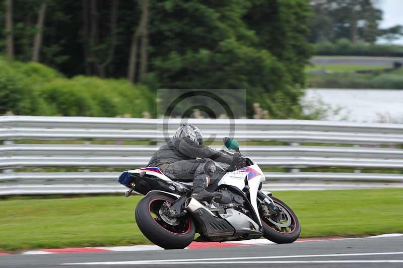Motorcycle action photographs;Trackday digital images;event digital images;eventdigitalimages;no limits trackday;oulton park;oulton park circuit cheshire;oulton park photographs;peter wileman photography;trackday;trackday photos