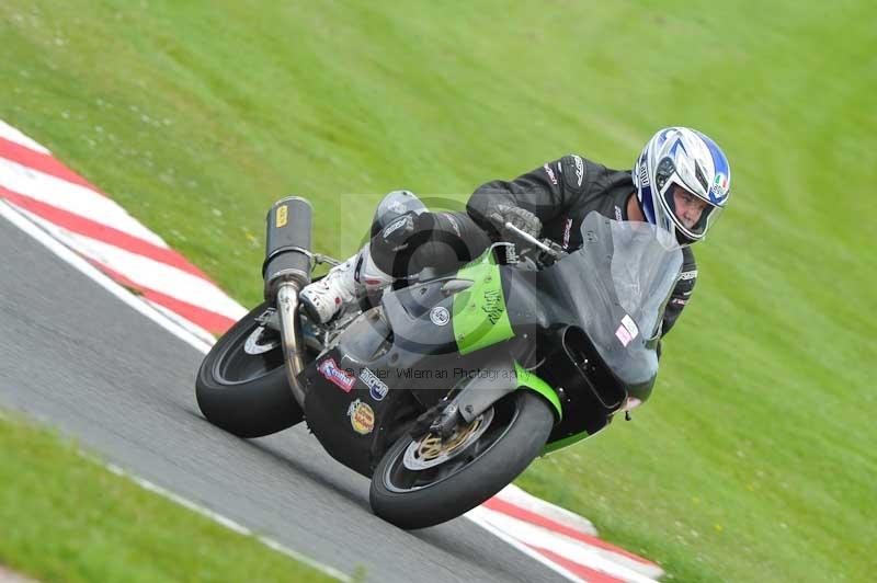 Motorcycle action photographs;Trackday digital images;event digital images;eventdigitalimages;no limits trackday;oulton park;oulton park circuit cheshire;oulton park photographs;peter wileman photography;trackday;trackday photos