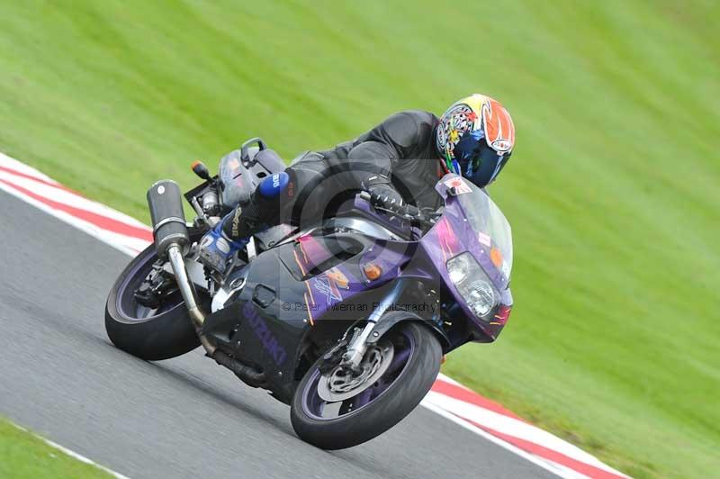 Motorcycle action photographs;Trackday digital images;event digital images;eventdigitalimages;no limits trackday;oulton park;oulton park circuit cheshire;oulton park photographs;peter wileman photography;trackday;trackday photos