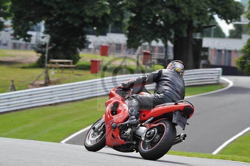 Motorcycle action photographs;Trackday digital images;event digital images;eventdigitalimages;no limits trackday;oulton park;oulton park circuit cheshire;oulton park photographs;peter wileman photography;trackday;trackday photos