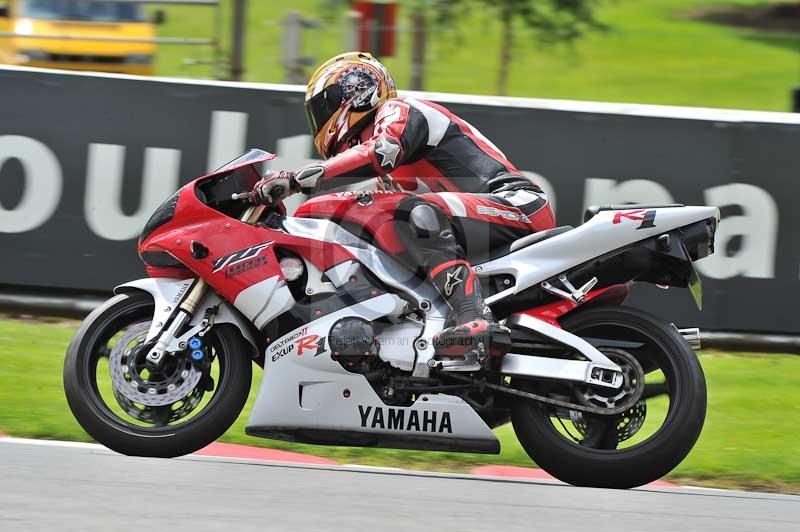 Motorcycle action photographs;Trackday digital images;event digital images;eventdigitalimages;no limits trackday;oulton park;oulton park circuit cheshire;oulton park photographs;peter wileman photography;trackday;trackday photos
