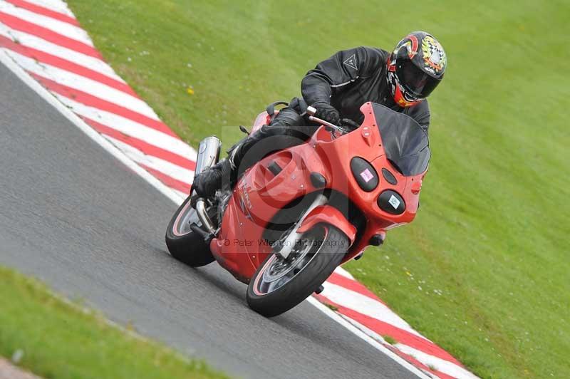 Motorcycle action photographs;Trackday digital images;event digital images;eventdigitalimages;no limits trackday;oulton park;oulton park circuit cheshire;oulton park photographs;peter wileman photography;trackday;trackday photos