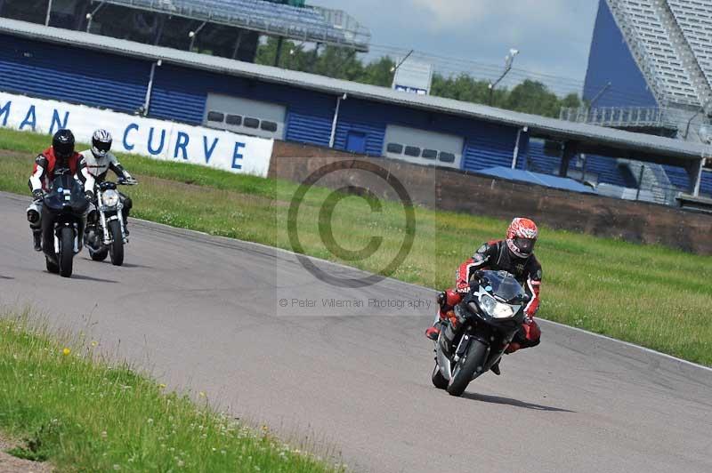 Rockingham no limits trackday;enduro digital images;event digital images;eventdigitalimages;no limits trackdays;peter wileman photography;racing digital images;rockingham raceway northamptonshire;rockingham trackday photographs;trackday digital images;trackday photos
