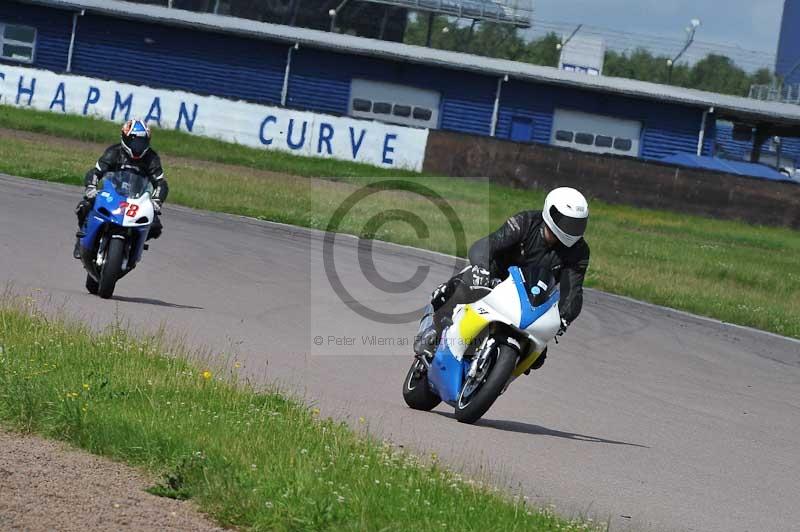 Rockingham no limits trackday;enduro digital images;event digital images;eventdigitalimages;no limits trackdays;peter wileman photography;racing digital images;rockingham raceway northamptonshire;rockingham trackday photographs;trackday digital images;trackday photos