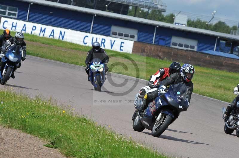 Rockingham no limits trackday;enduro digital images;event digital images;eventdigitalimages;no limits trackdays;peter wileman photography;racing digital images;rockingham raceway northamptonshire;rockingham trackday photographs;trackday digital images;trackday photos