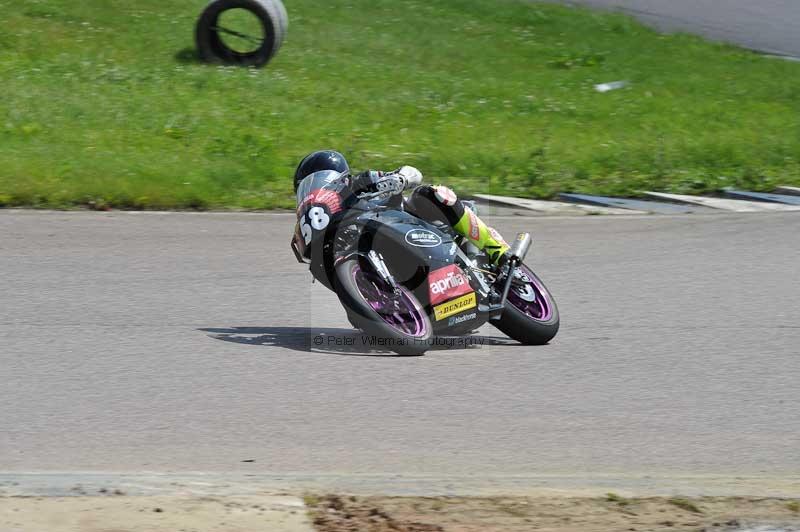 Motorcycle action photographs;Rockingham;Rockingham photographs;Trackday digital images;event digital images;eventdigitalimages;no limits trackday;peter wileman photography;rockingham corby northamptonshire;trackday;trackday photos