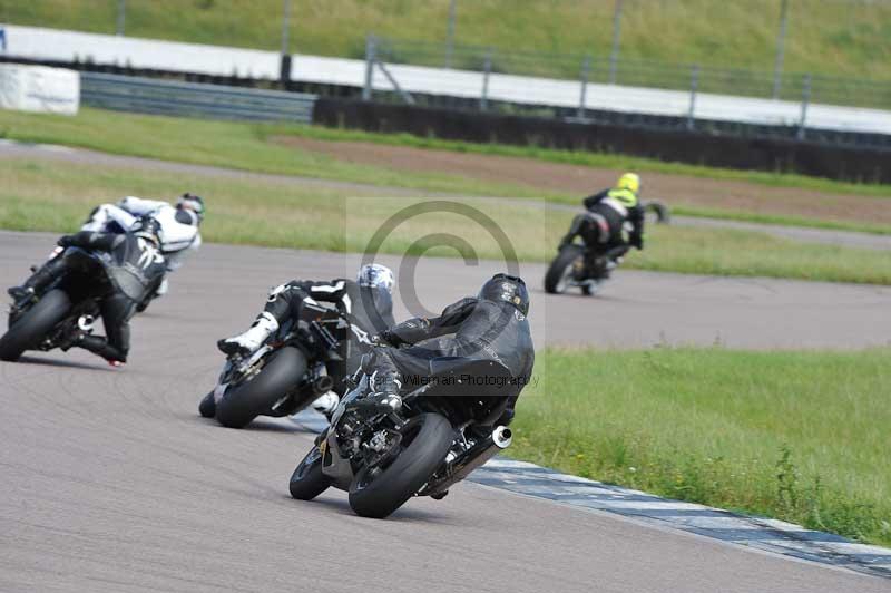 Motorcycle action photographs;Rockingham;Rockingham photographs;Trackday digital images;event digital images;eventdigitalimages;no limits trackday;peter wileman photography;rockingham corby northamptonshire;trackday;trackday photos