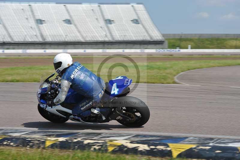 Motorcycle action photographs;Rockingham;Rockingham photographs;Trackday digital images;event digital images;eventdigitalimages;no limits trackday;peter wileman photography;rockingham corby northamptonshire;trackday;trackday photos