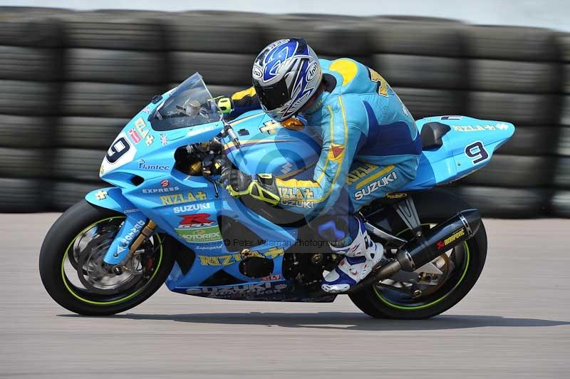 Motorcycle action photographs;Rockingham;Rockingham photographs;Trackday digital images;event digital images;eventdigitalimages;no limits trackday;peter wileman photography;rockingham corby northamptonshire;trackday;trackday photos