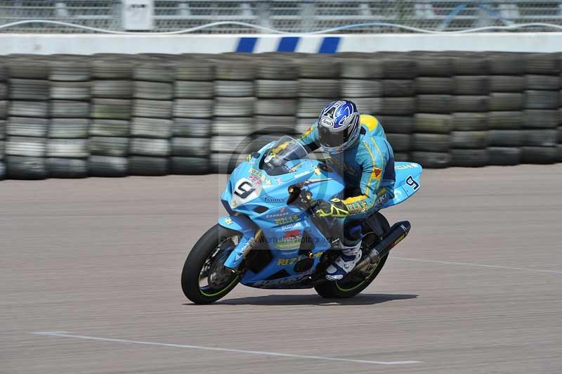 Motorcycle action photographs;Rockingham;Rockingham photographs;Trackday digital images;event digital images;eventdigitalimages;no limits trackday;peter wileman photography;rockingham corby northamptonshire;trackday;trackday photos