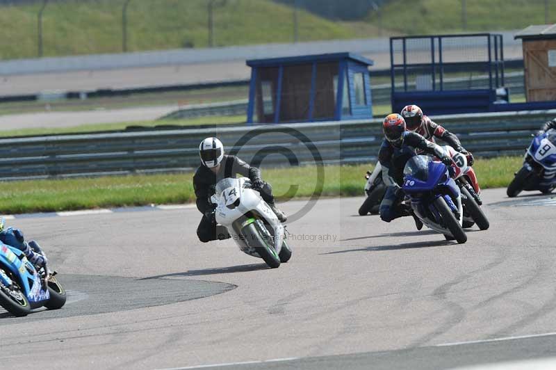 Motorcycle action photographs;Rockingham;Rockingham photographs;Trackday digital images;event digital images;eventdigitalimages;no limits trackday;peter wileman photography;rockingham corby northamptonshire;trackday;trackday photos